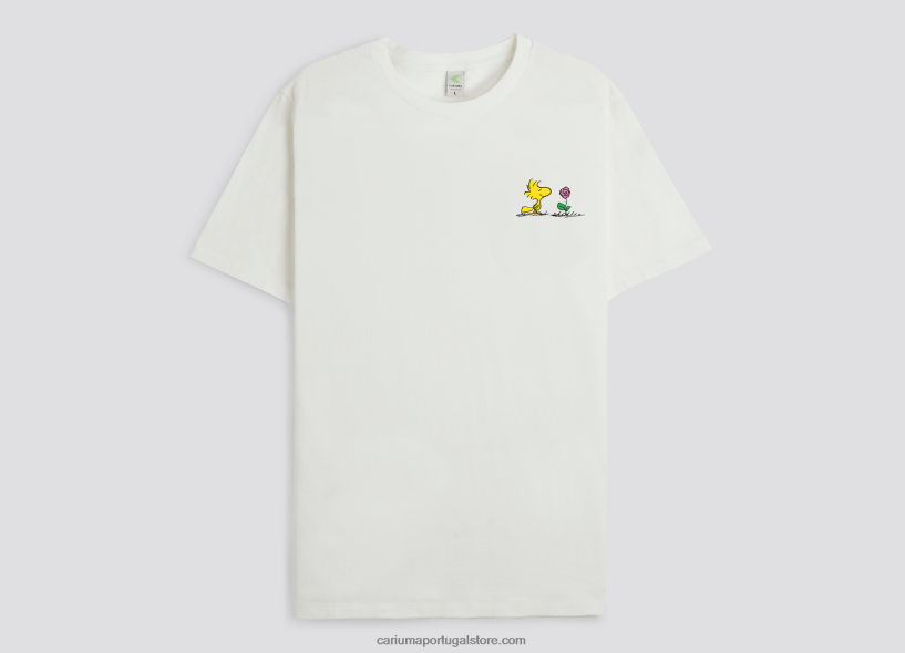X2LHZ212 mulheres amendoim terra esbranquiçada Cariuma